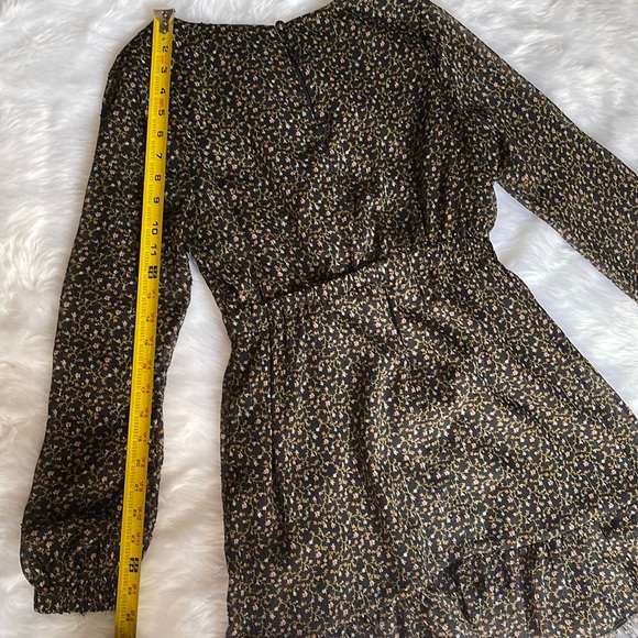 Forever 21 Floral Dress - Picture 8 of 9